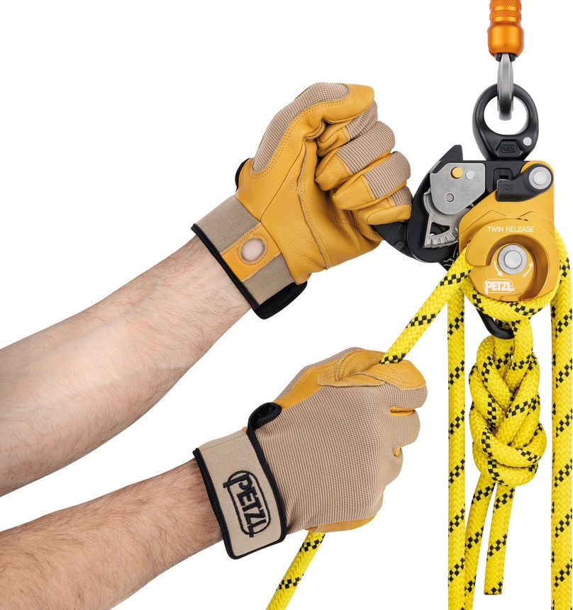 P001DA00 TWIN RELEASE Releasable double progress capture pulley for haul systems